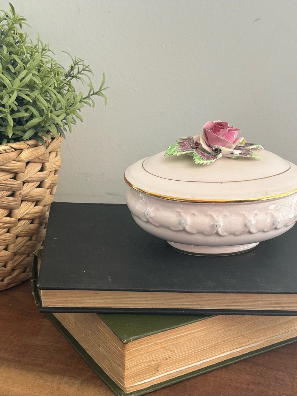 Staffordshire White Bone China Trinket Dish with Floral Rose Lid Gold Trim